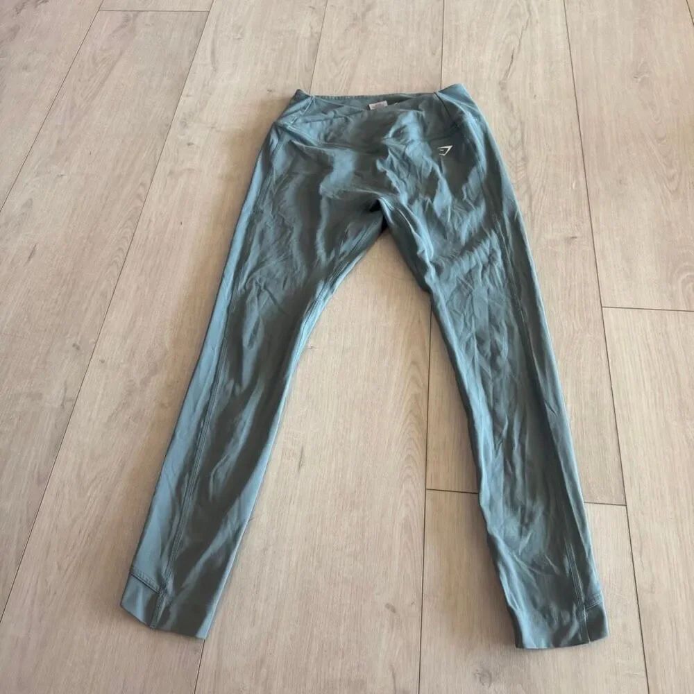 Gymshark women’s leggings size m